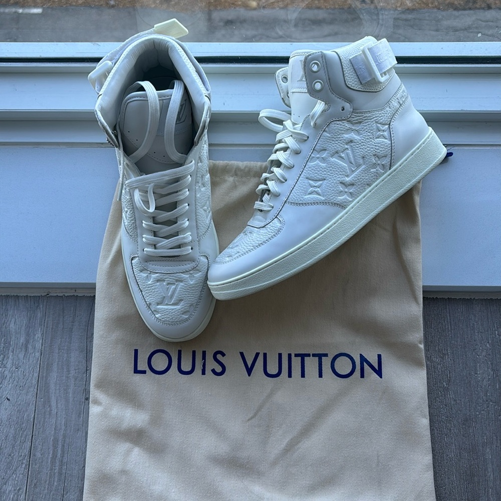 Louis Vuitton Sneakers